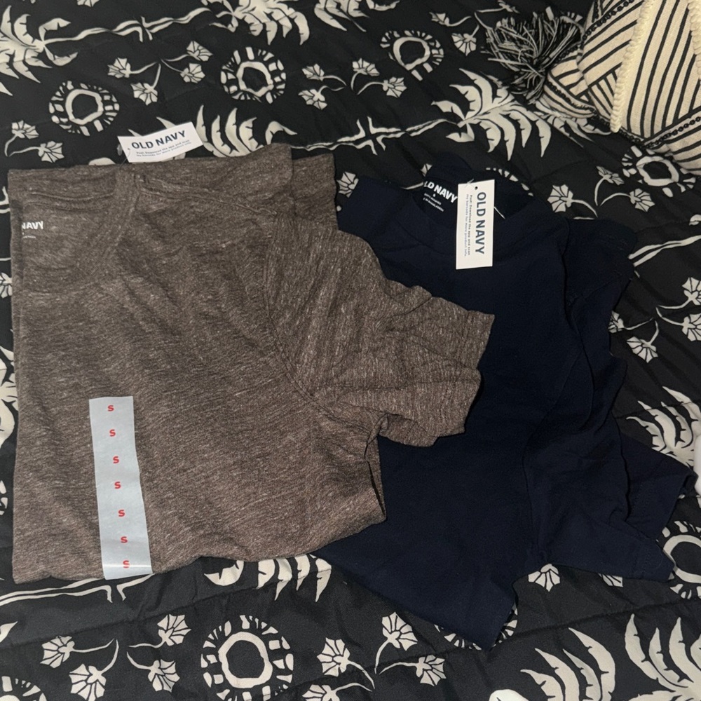 Old Navy NWTS navy and faded grey t-shirts.